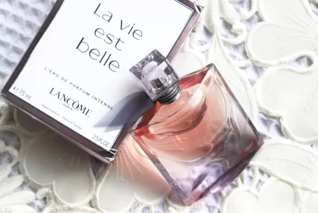 Lancôme La Vie Est Belle Intense / Eau de Parfum / EDP - 75 ml / 2.5 oz
